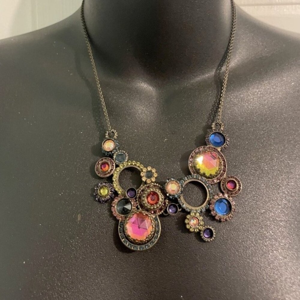 Sorrelli “Aurora Sky” Crystal Circular Bib necklace HARD TO FIND RARE STUNNING!!